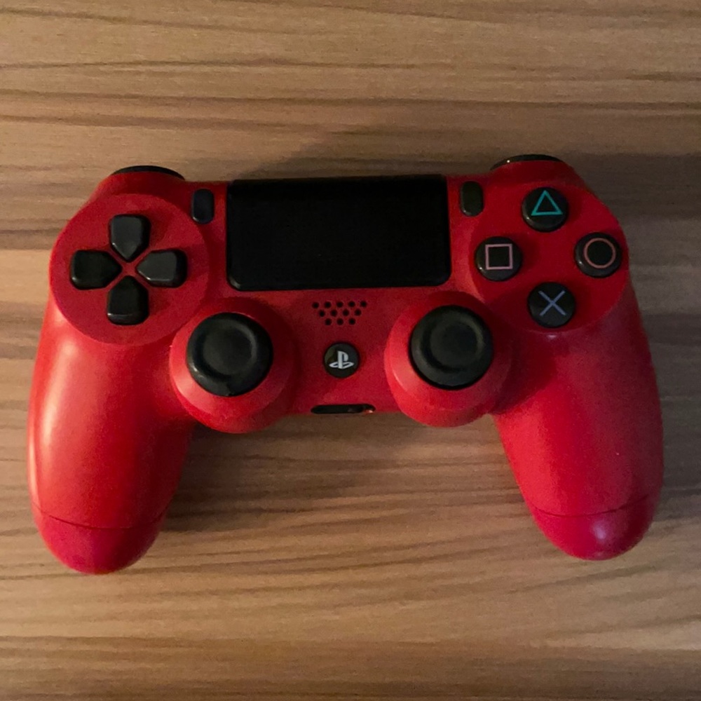 A red ps4 controller